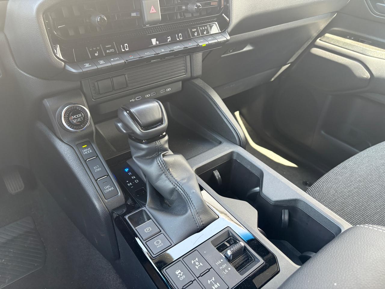Toyota Land Cruiser 1958 4WD (Natl) 2025