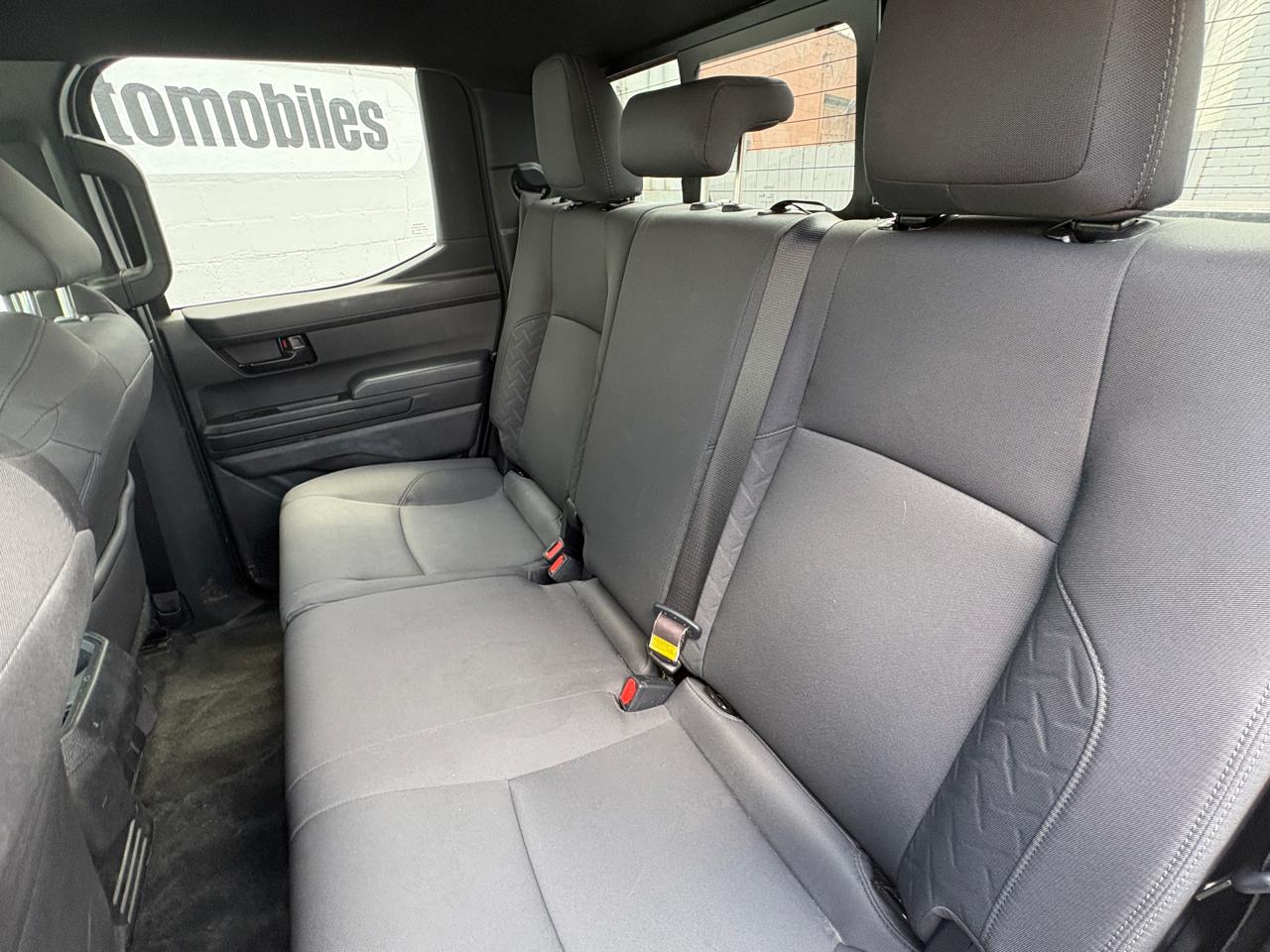 Toyota Tacoma 4WD SR5 Double Cab 5' Bed AT (Natl) 2024