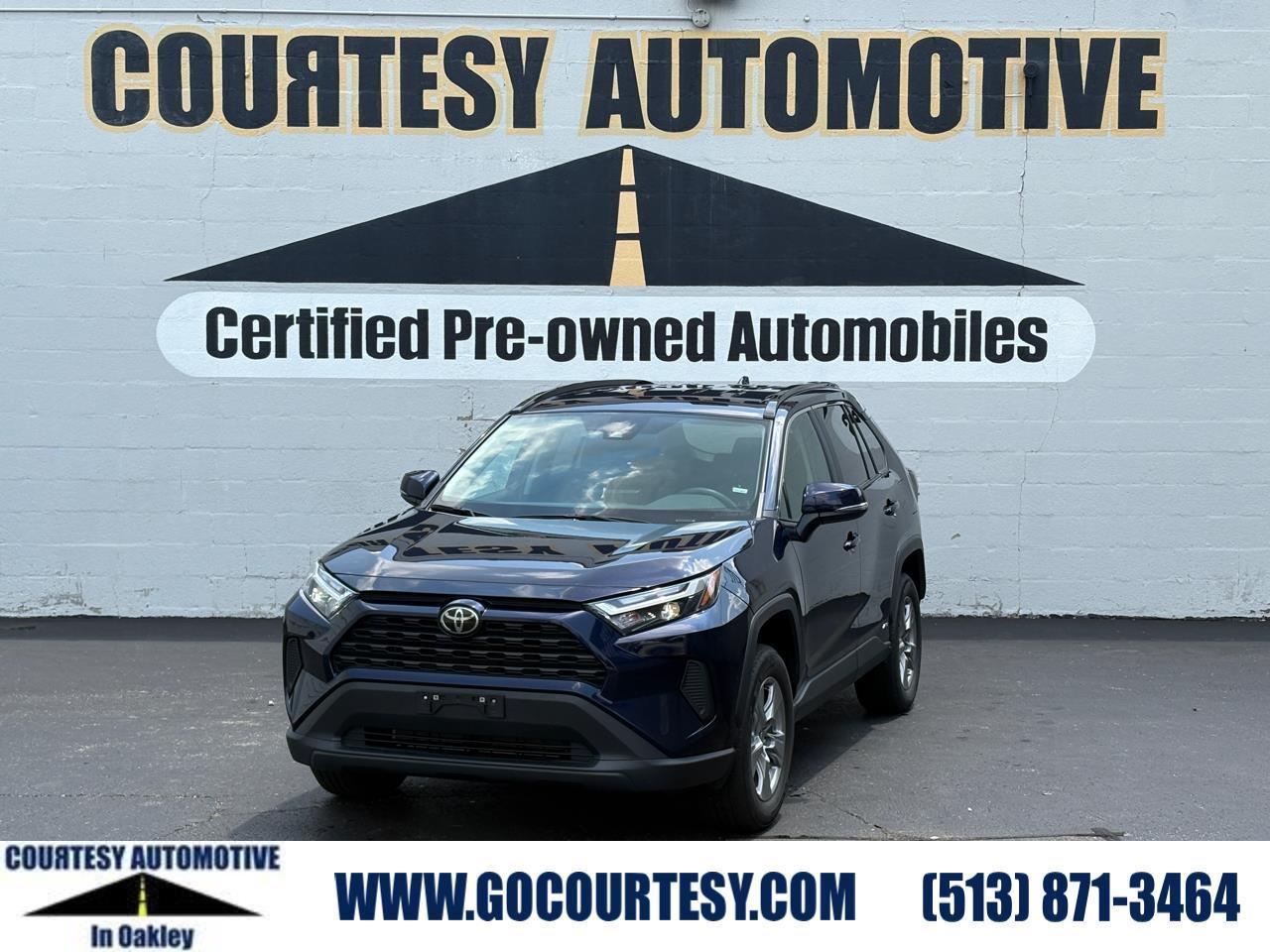 Toyota RAV4 Hybrid XLE AWD (Natl) 2025