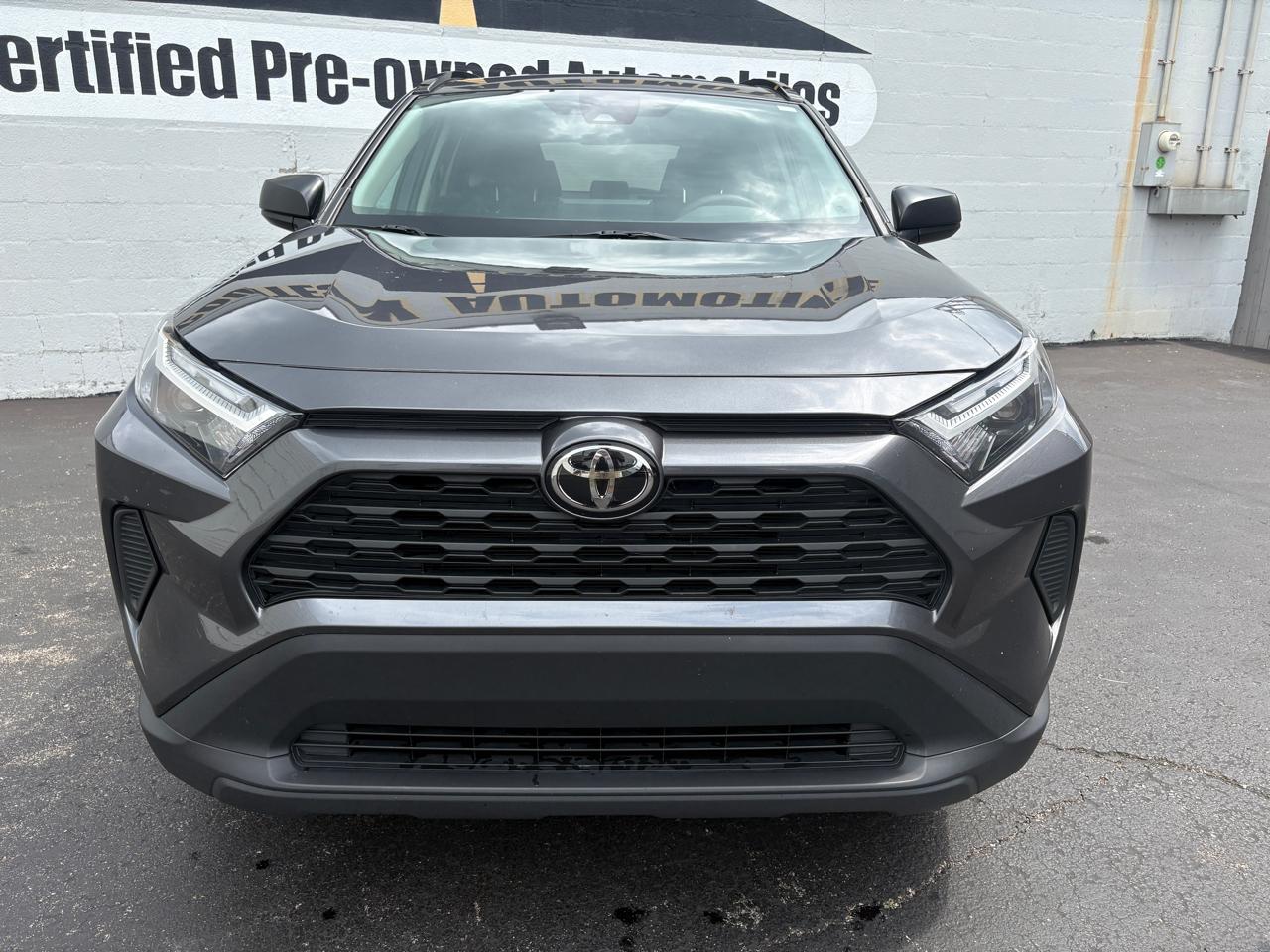 Toyota RAV4 Hybrid LE AWD (Natl) 2025