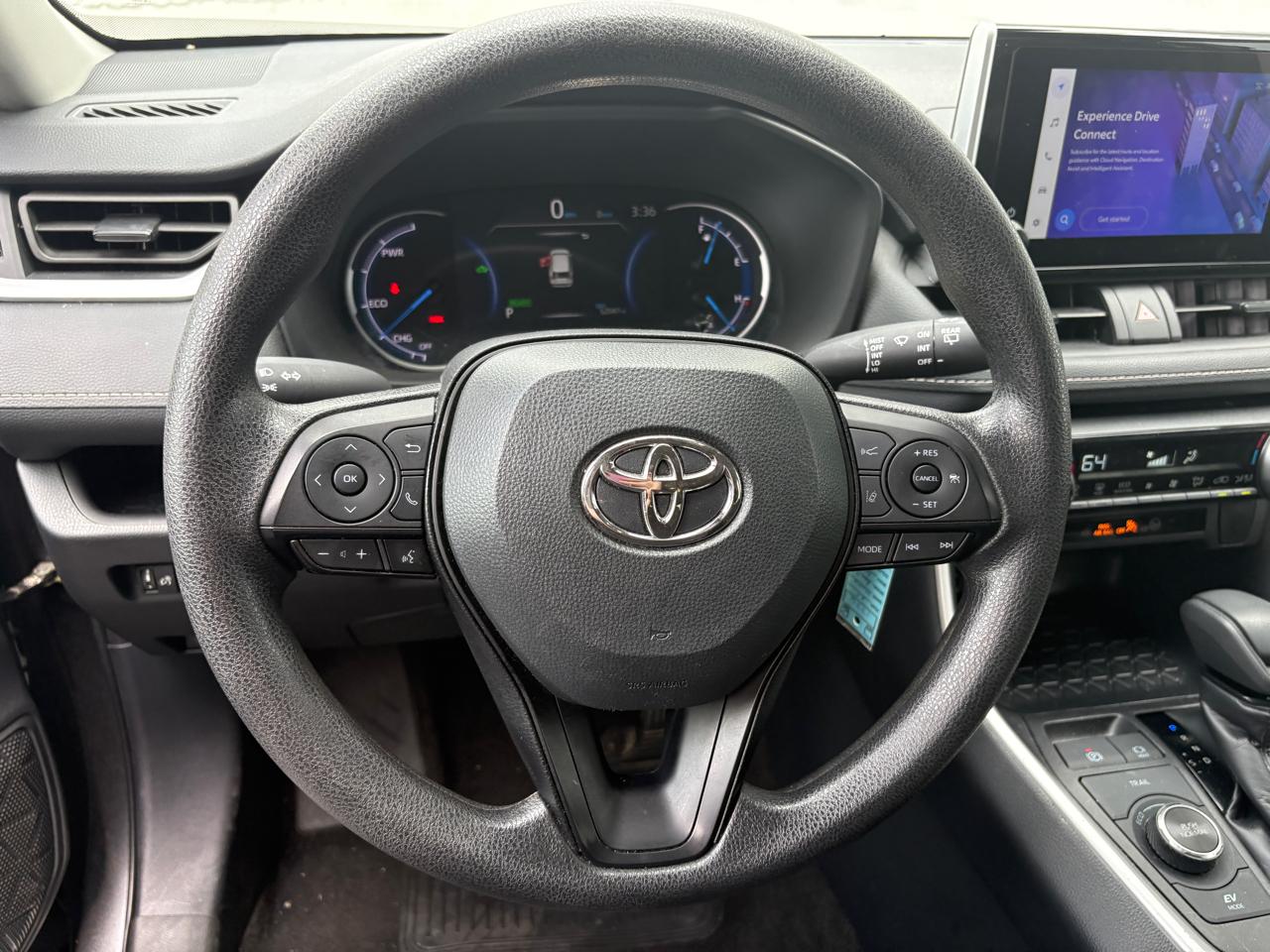 Toyota RAV4 Hybrid LE AWD (Natl) 2025