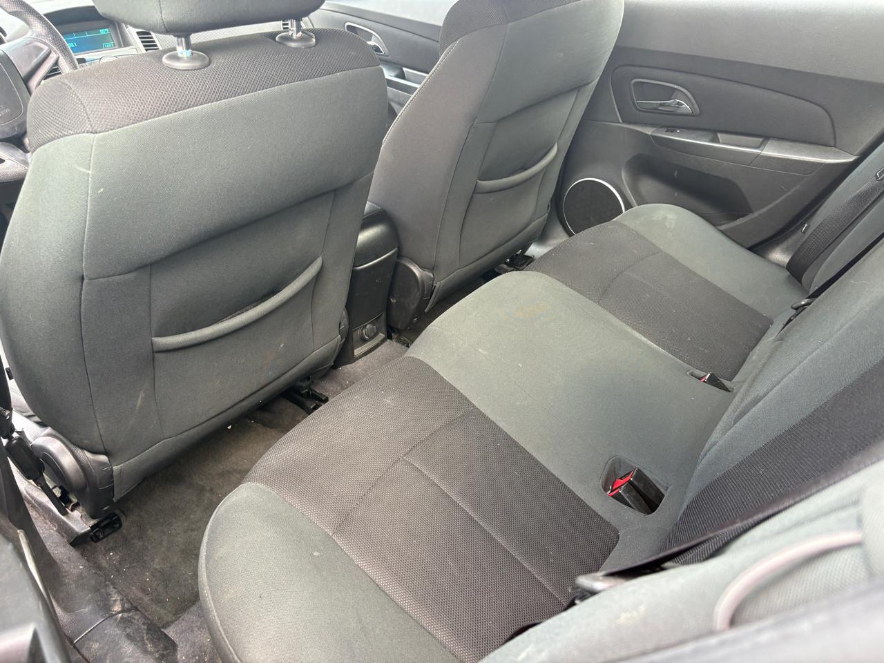 Chevrolet Cruze 4dr Sdn LT w/1FL 2011
