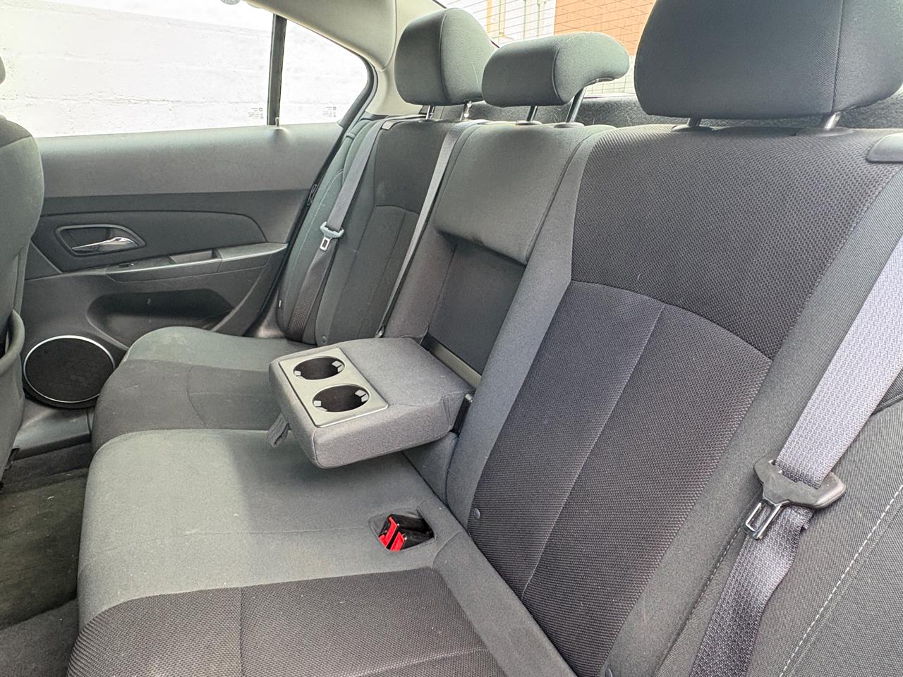 Chevrolet Cruze 4dr Sdn LT w/1FL 2011