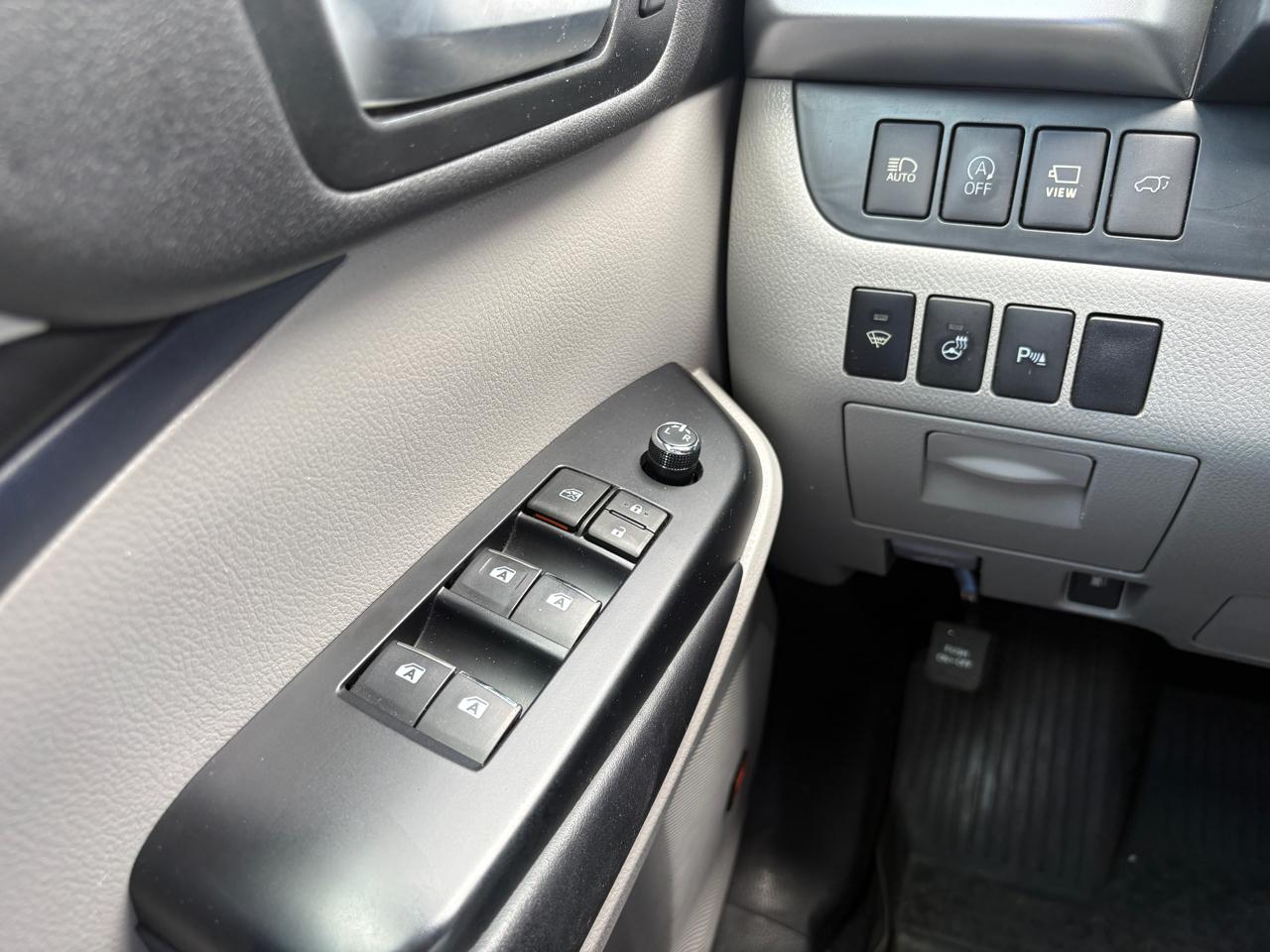 Toyota Highlander Limited V6 AWD (Natl) 2019