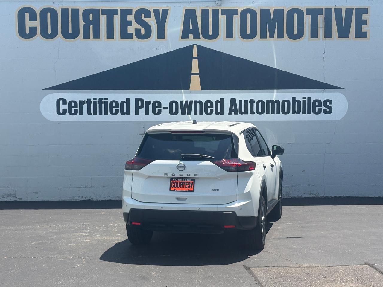 Nissan Rogue AWD S 2025