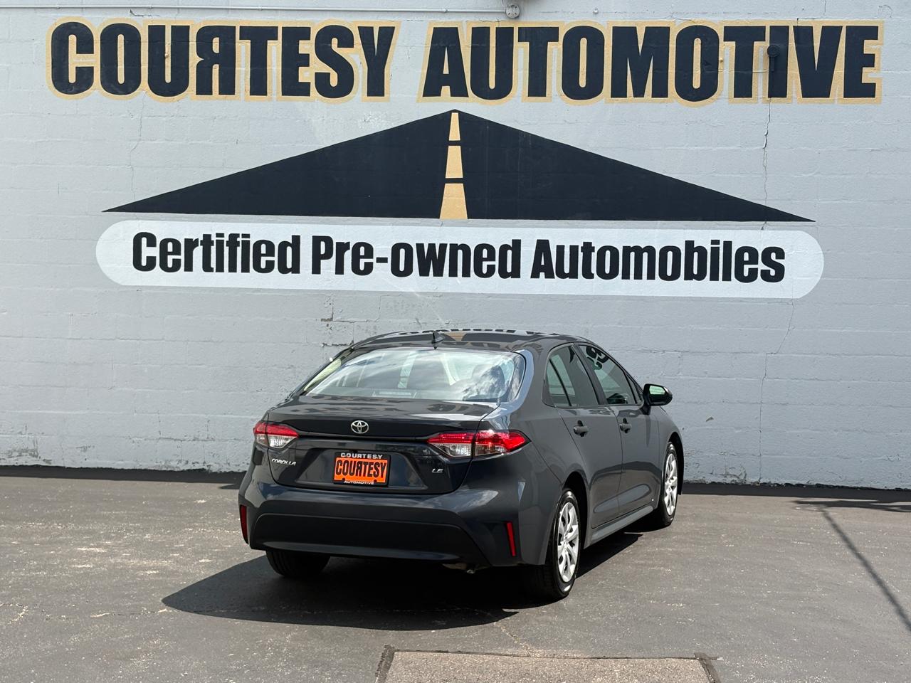 Toyota Corolla LE CVT (Natl) 2024