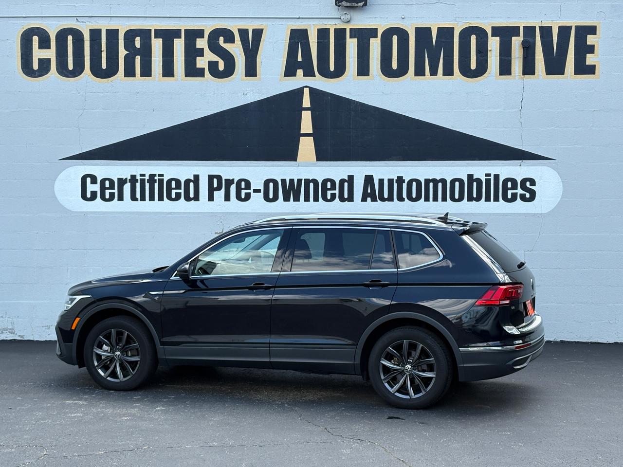 Volkswagen Tiguan 2.0T SE FWD 2023