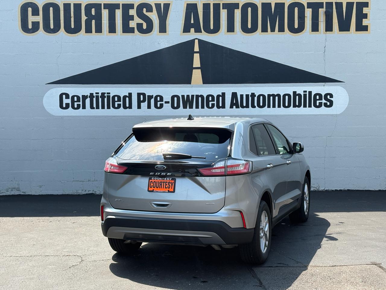 Ford Edge SEL AWD 2024