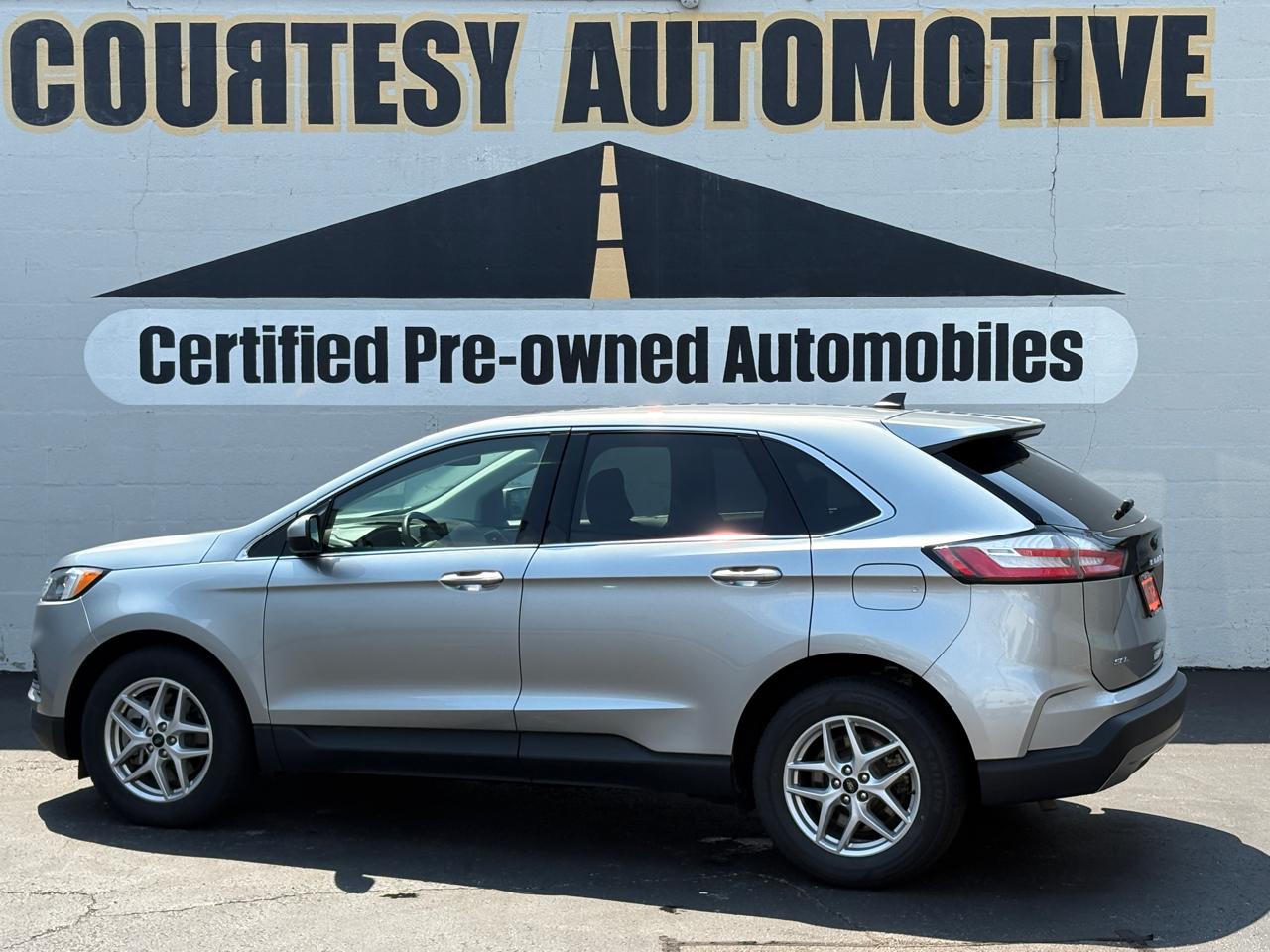 Ford Edge SEL AWD 2024