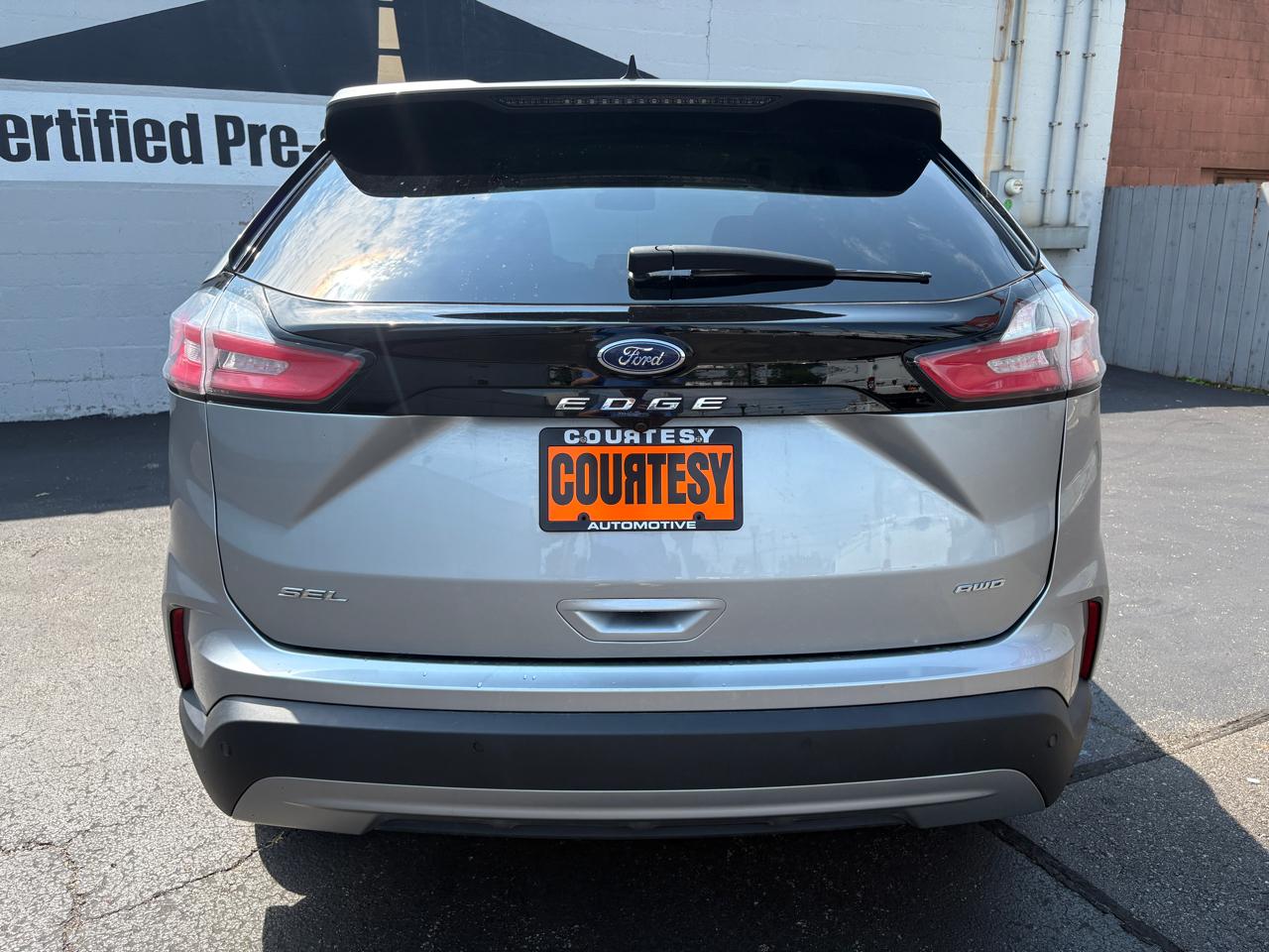 Ford Edge SEL AWD 2024