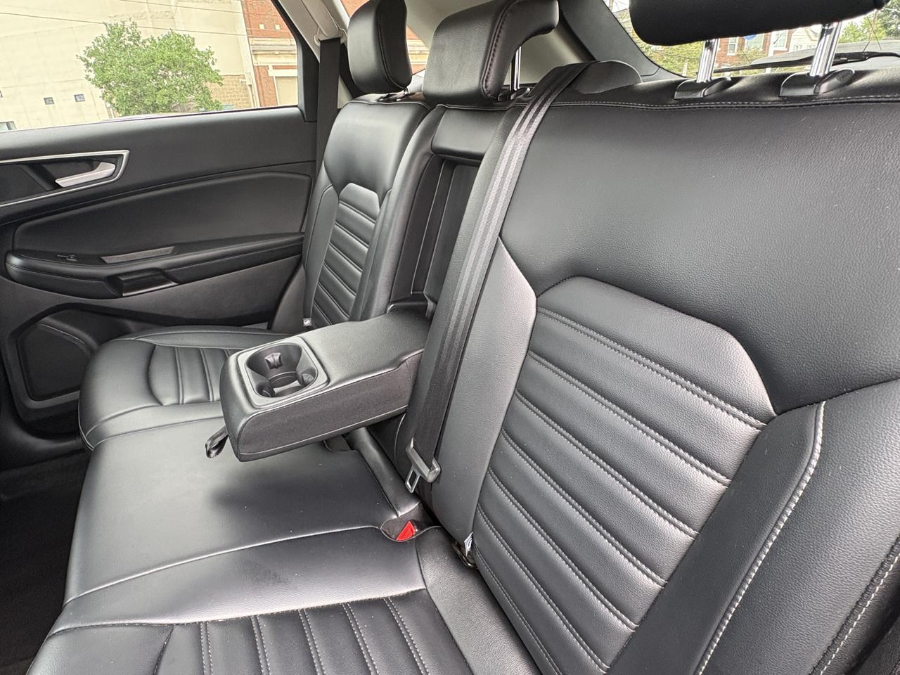 Ford Edge SEL AWD 2024