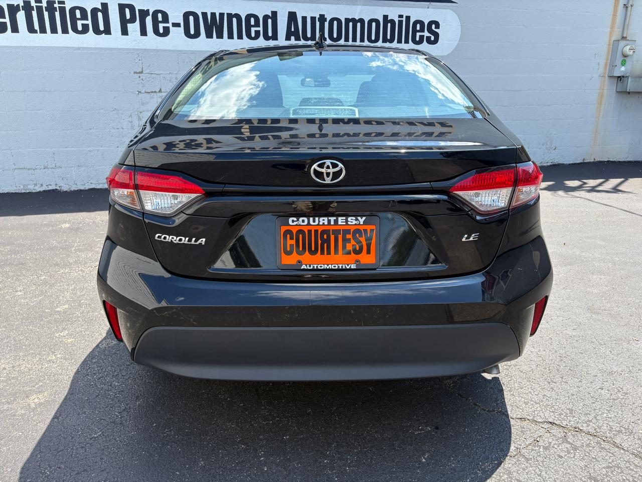 Toyota Corolla LE CVT (Natl) 2024