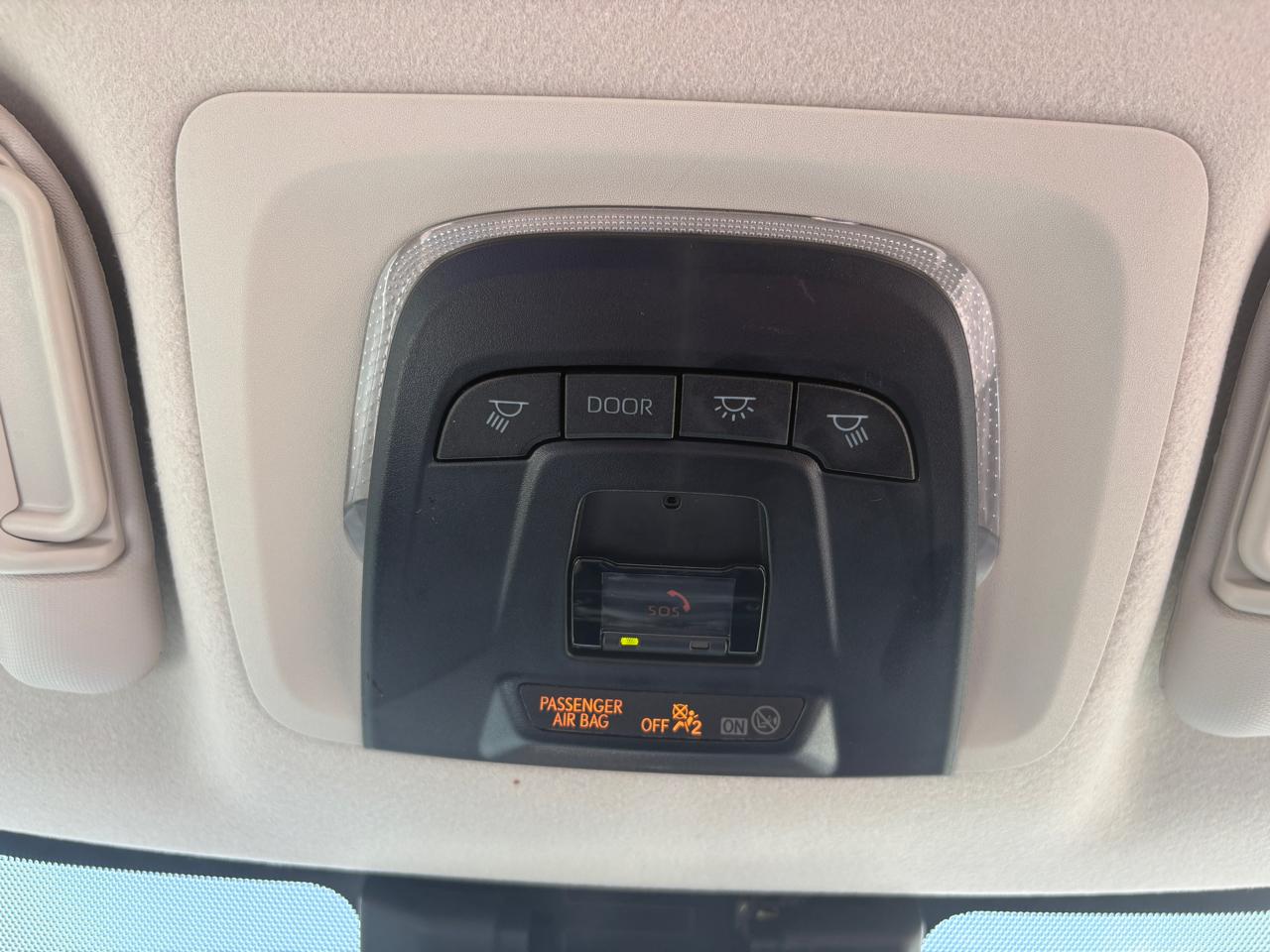 Toyota Corolla LE CVT (Natl) 2024