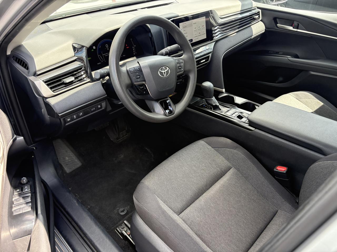 Toyota Camry Hybrid LE 4D Sedan 2025