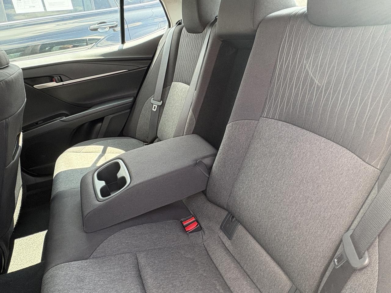 Toyota Camry Hybrid LE 4D Sedan 2025