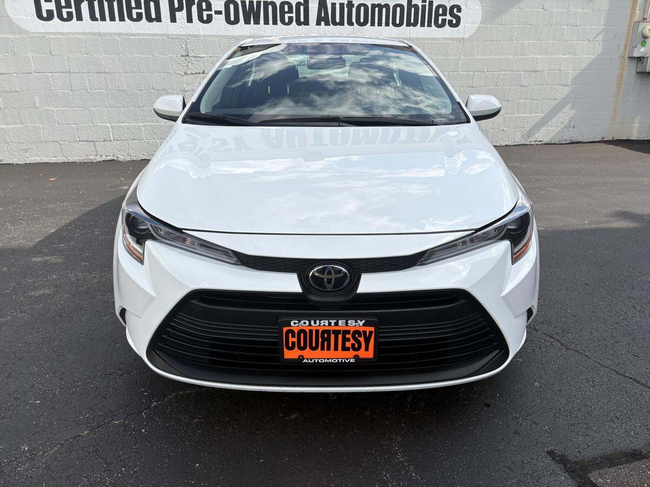 Toyota Corolla LE CVT (Natl) 2024