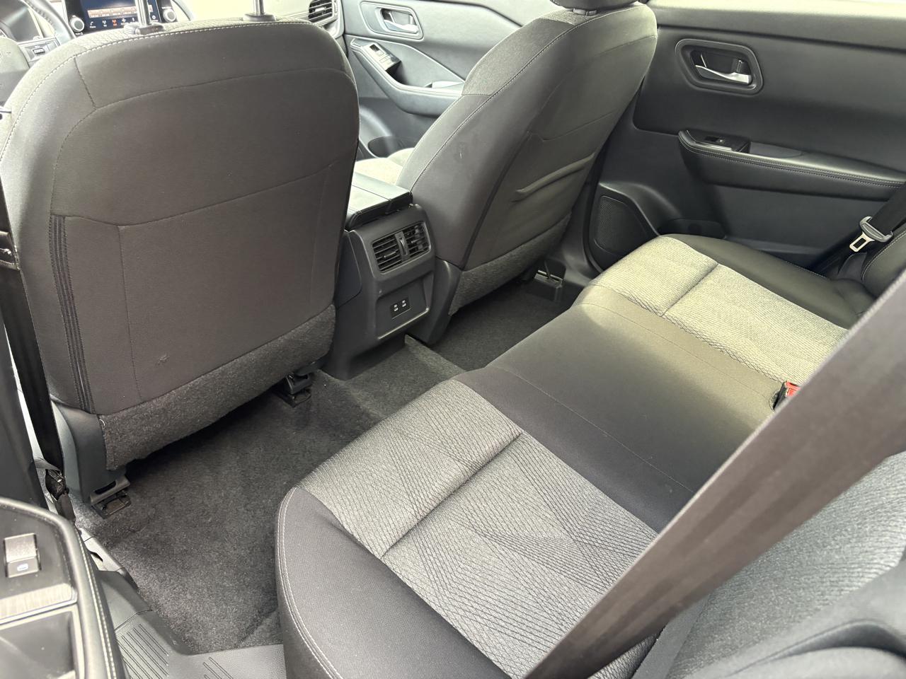 Nissan Rogue AWD SV 2025