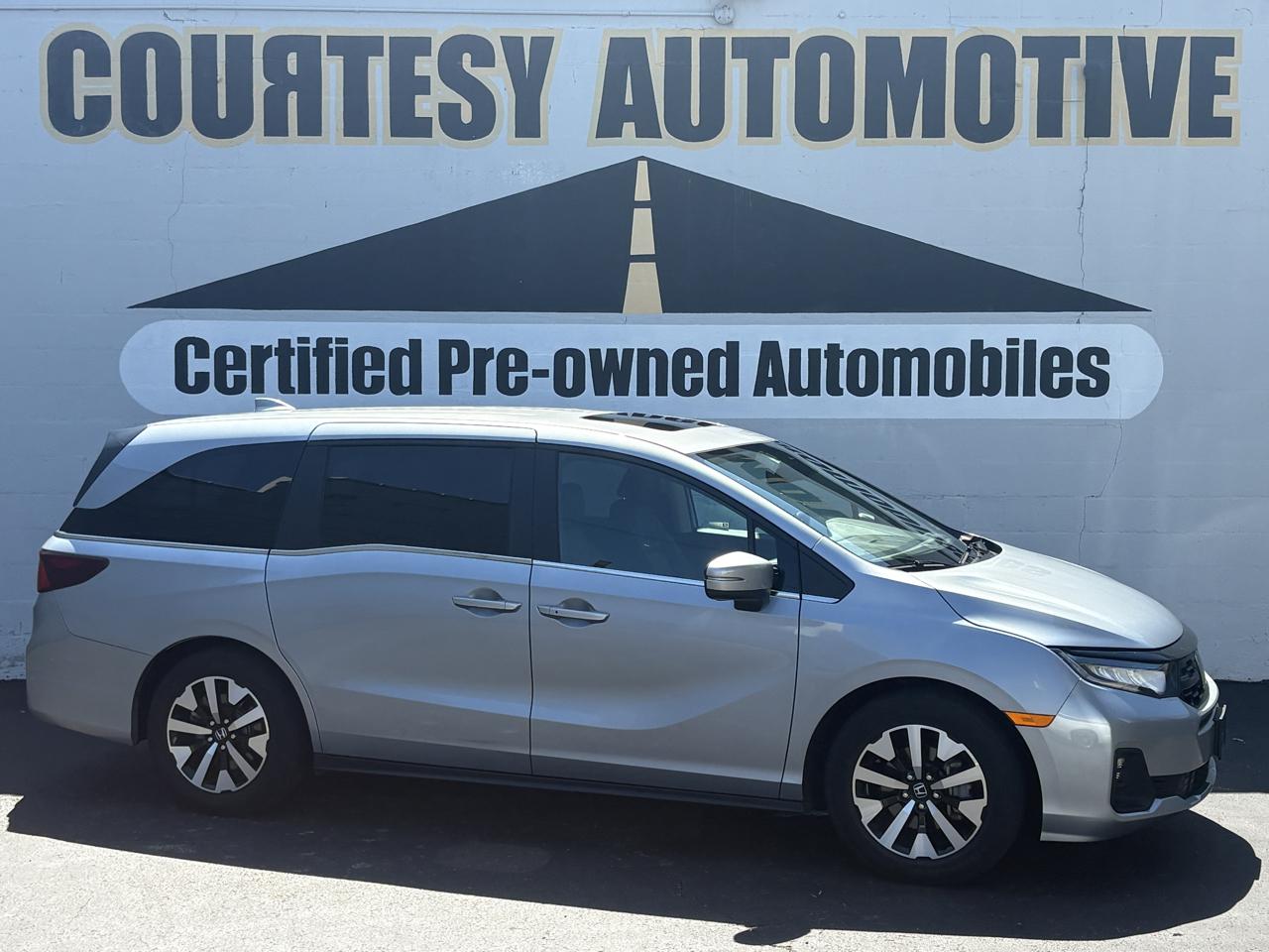 Honda Odyssey EX-L Auto 2025