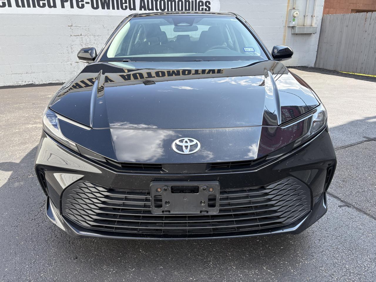 Toyota Camry Hybrid LE 4D Sedan 2025