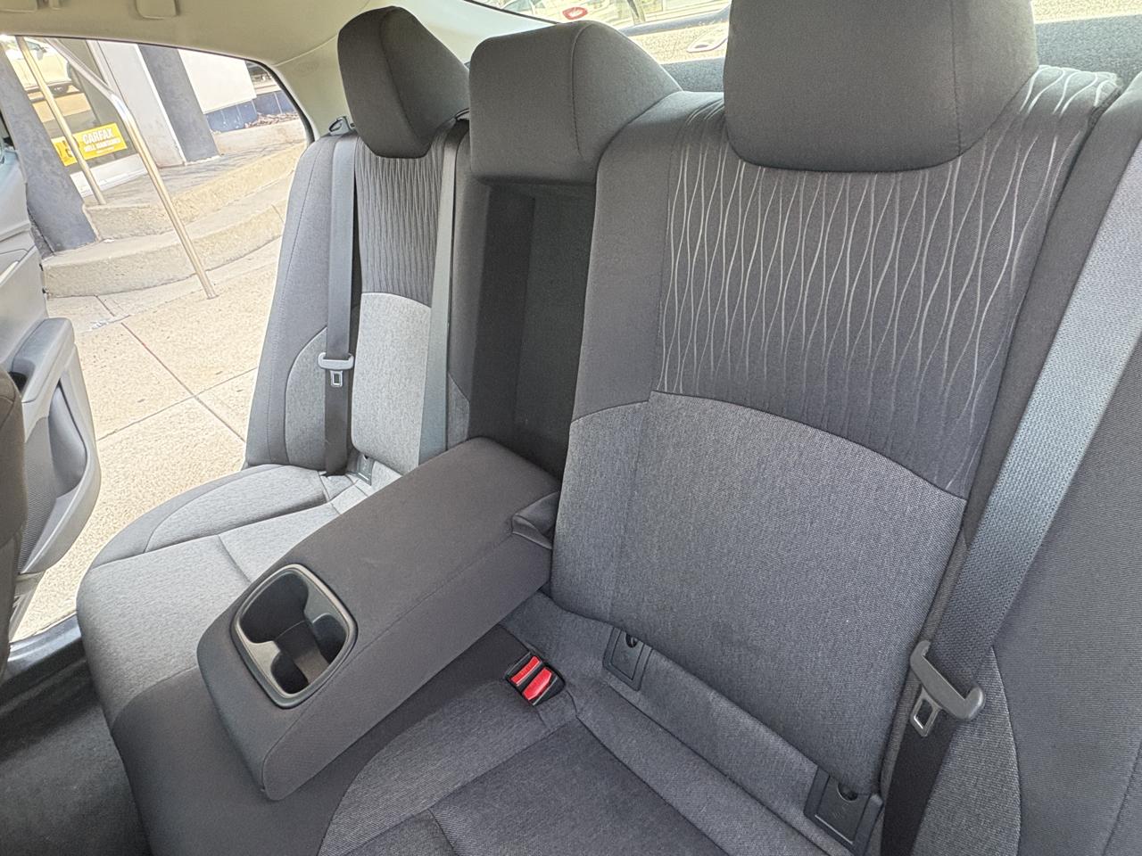 Toyota Camry Hybrid LE 4D Sedan 2025