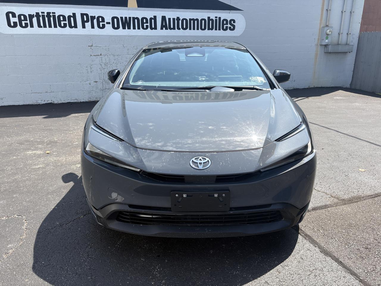 Toyota Prius LE (Natl) 2024