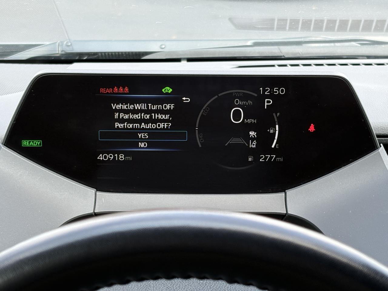 Toyota Prius LE (Natl) 2024