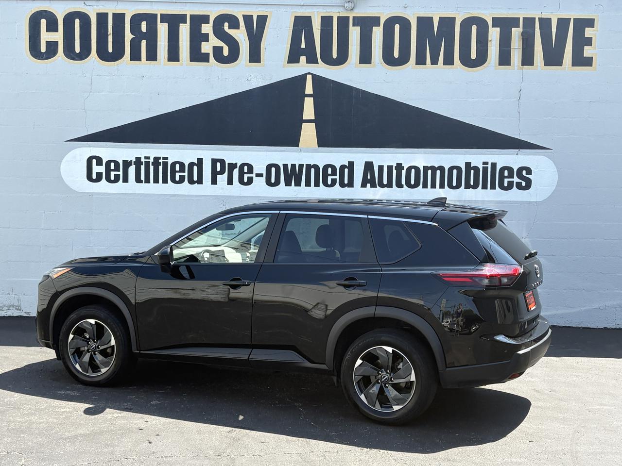Nissan Rogue AWD SV 2025