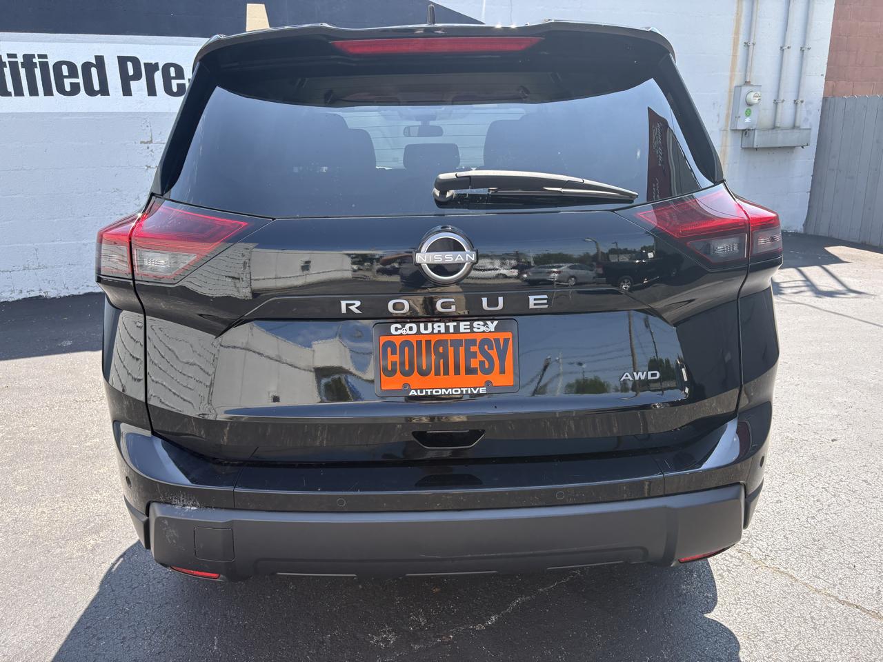 Nissan Rogue AWD SV 2025