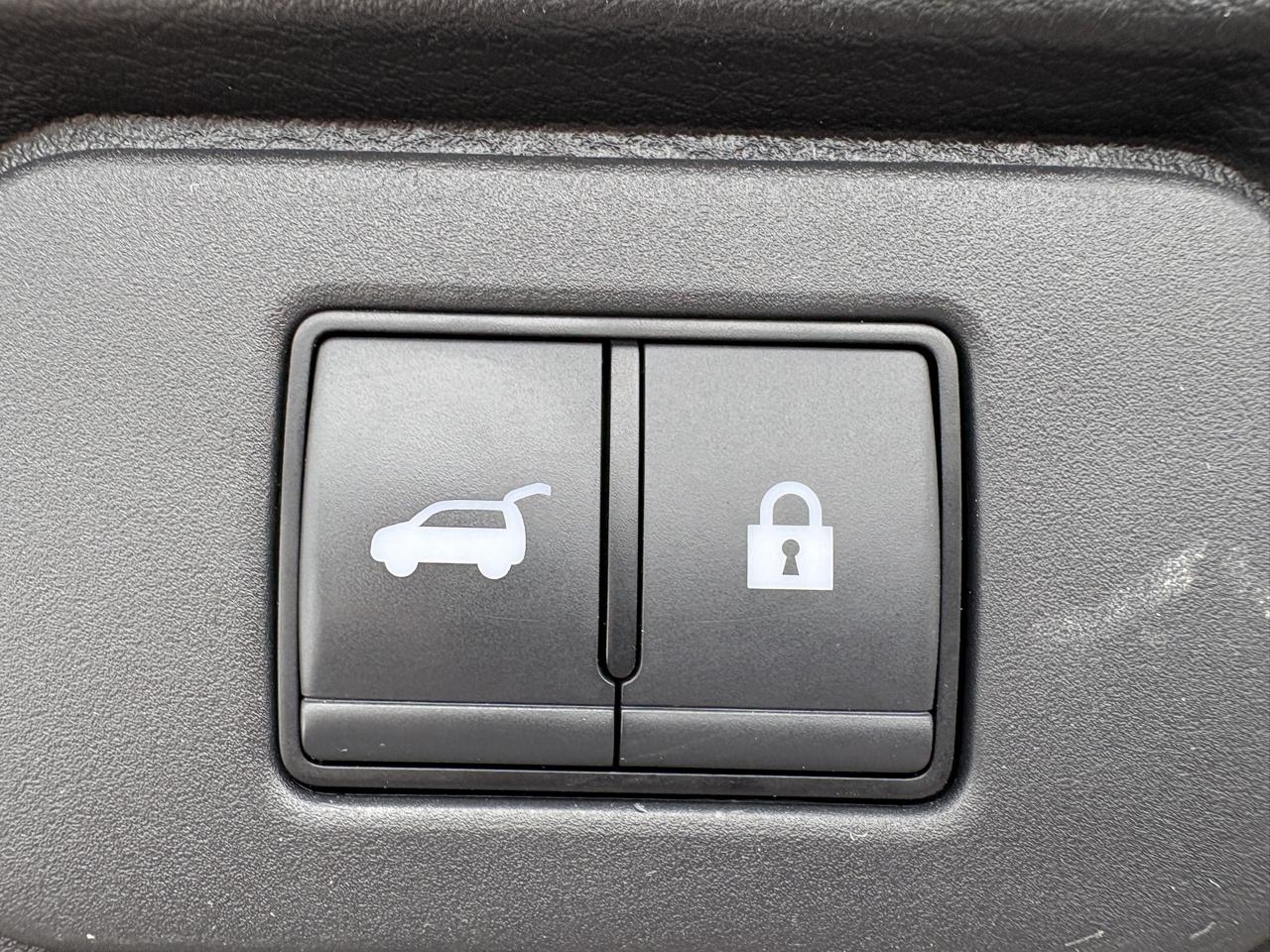 Nissan Rogue photo 12