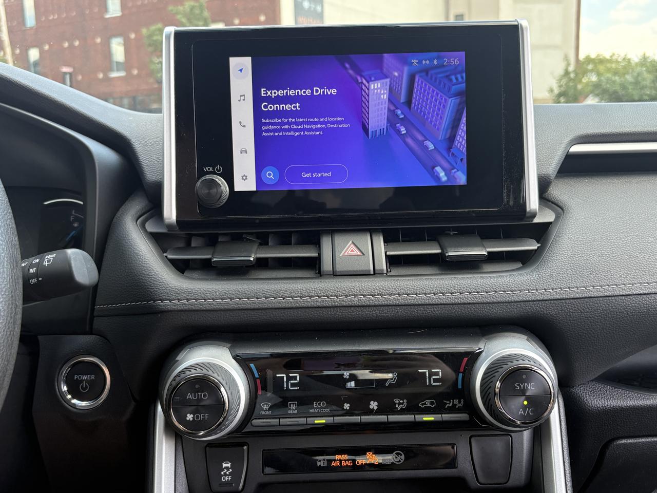 Toyota RAV4 Hybrid XLE AWD (Natl) 2025