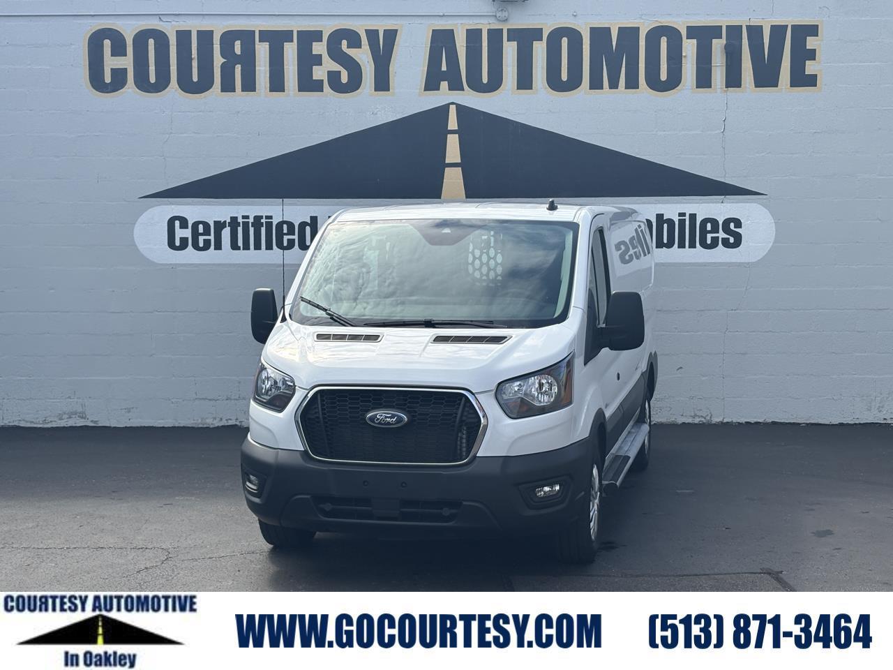 Ford Transit Cargo Van T-250 130" Low Rf 9070 GVWR RWD 2025