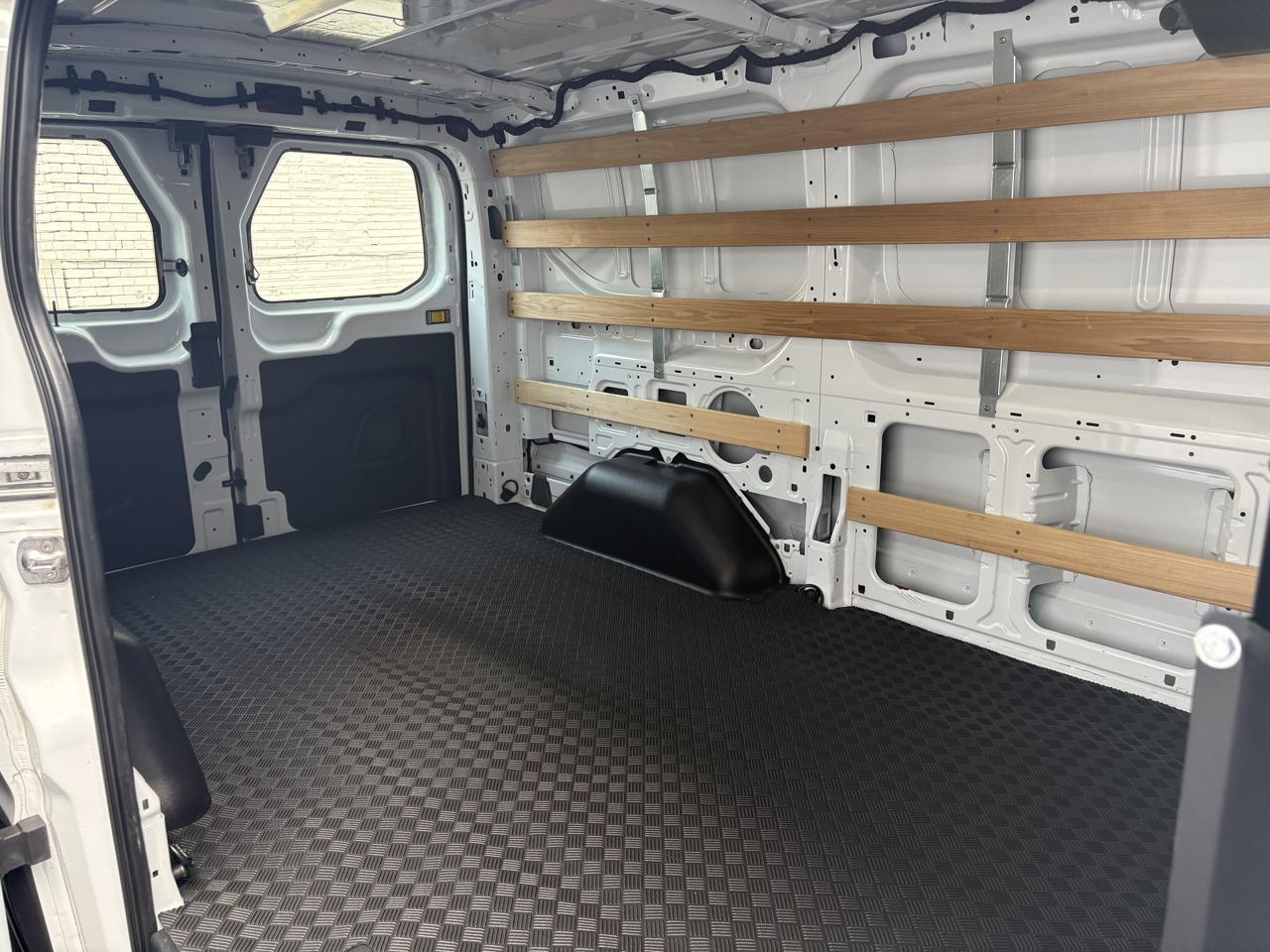 Ford Transit Cargo Van T-250 130" Low Rf 9070 GVWR RWD 2025