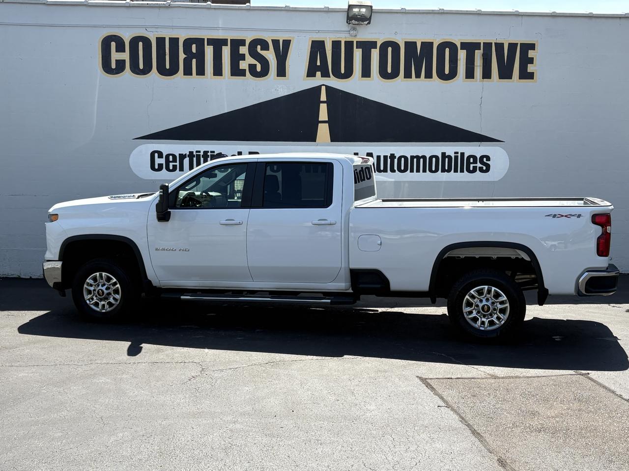Chevrolet Silverado 2500HD 4WD Crew Cab 172" LT 2025