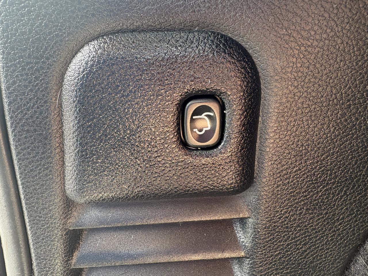 Jeep Grand Cherokee 4WD 4dr Overland 2015
