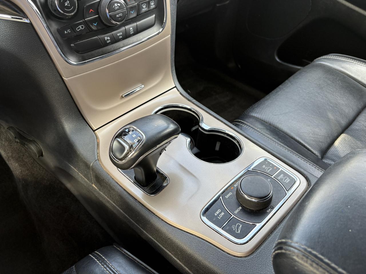 Jeep Grand Cherokee 4WD 4dr Overland 2015