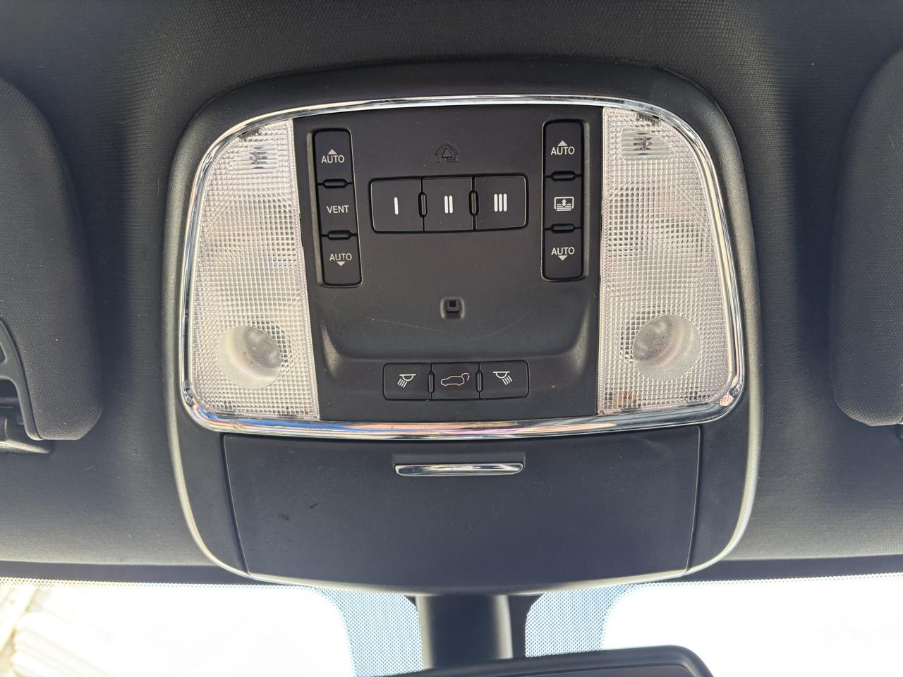 Jeep Grand Cherokee 4WD 4dr Overland 2015