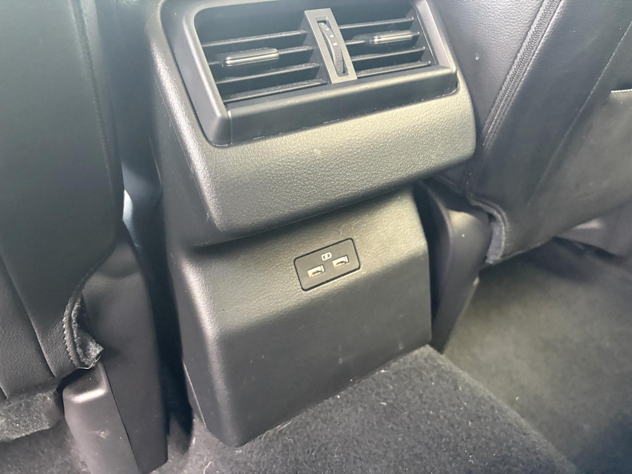 Mazda CX-50 photo 9