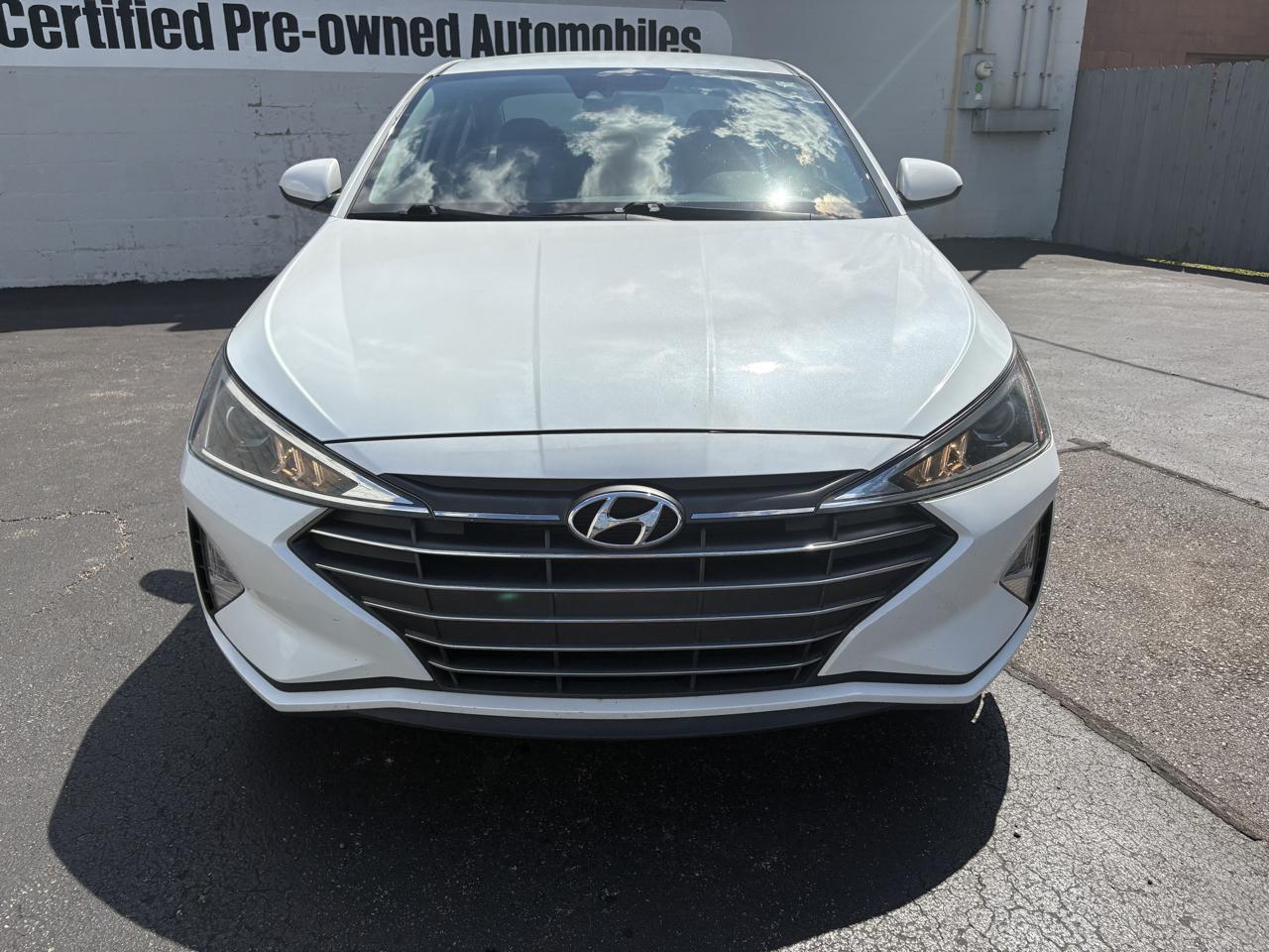 Hyundai Elantra SE IVT 2020