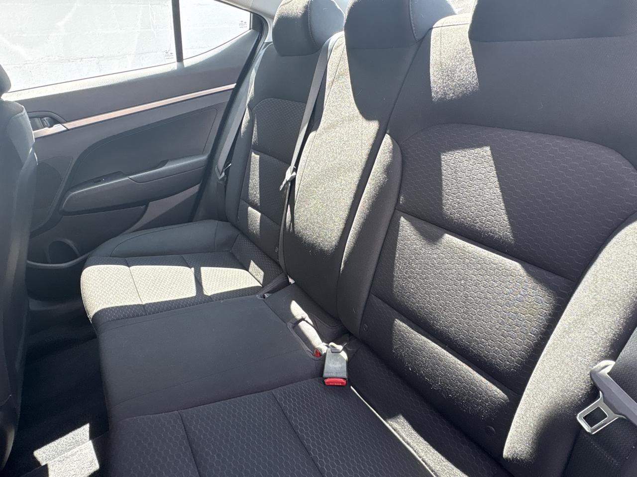 Hyundai Elantra SE IVT 2020