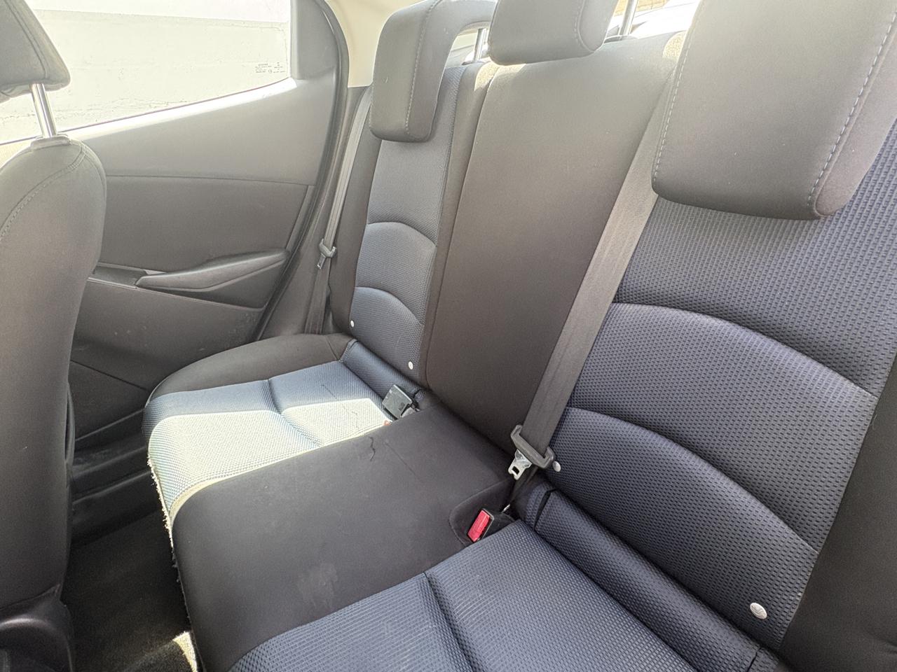 Toyota Yaris iA Auto (Natl) 2017