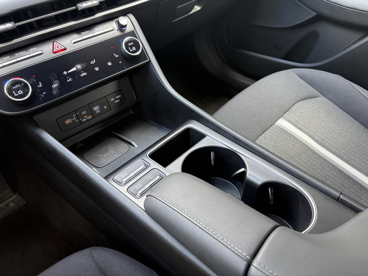 Hyundai Sonata SEL 2.5L FWD 2024