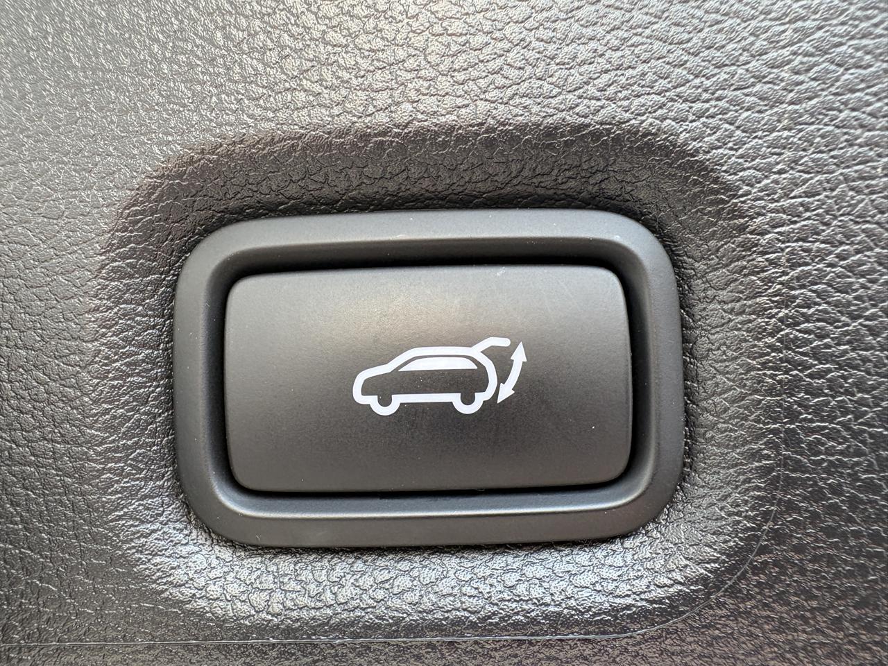 Hyundai Santa Fe SEL AWD 2023