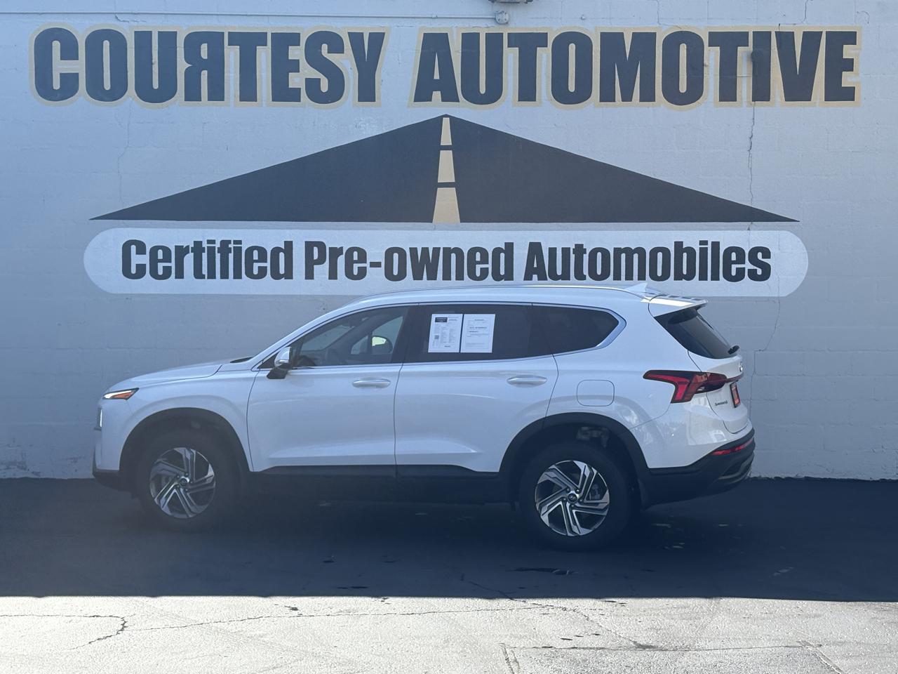 Hyundai Santa Fe SEL AWD 2023