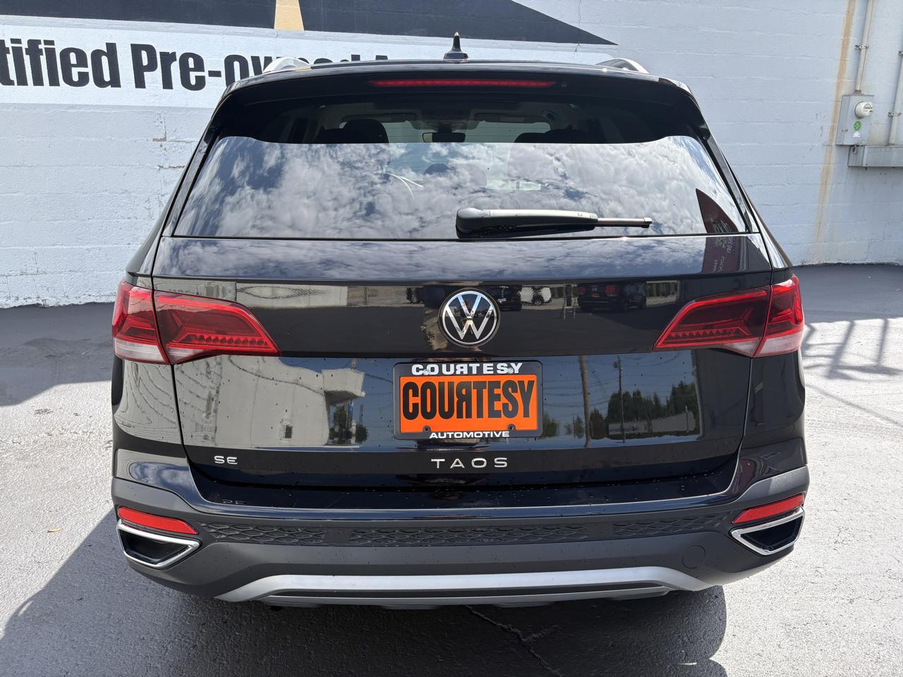 Volkswagen Taos SE FWD 2023