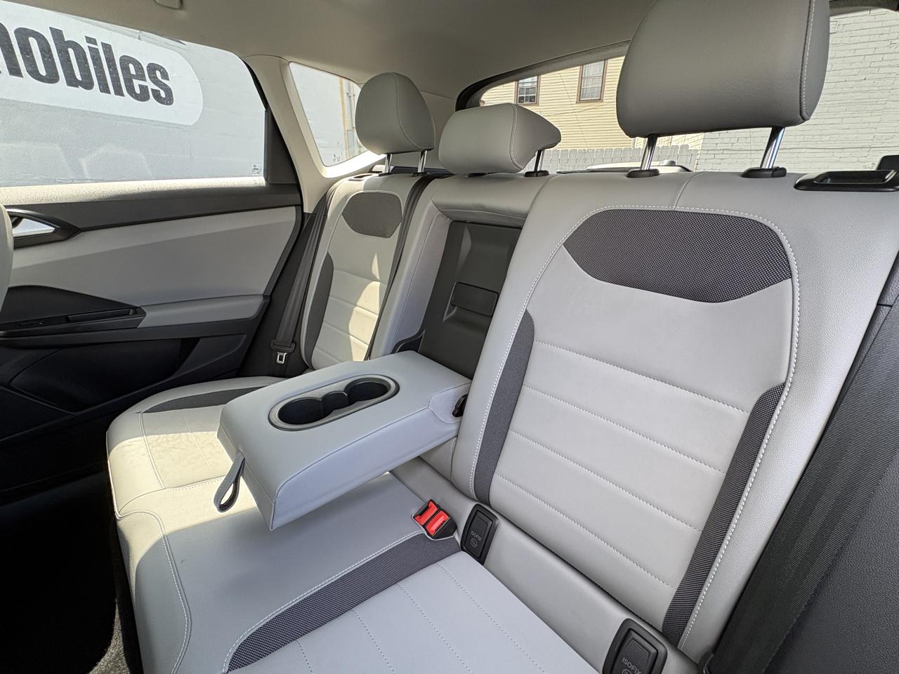 Volkswagen Taos SE FWD 2023