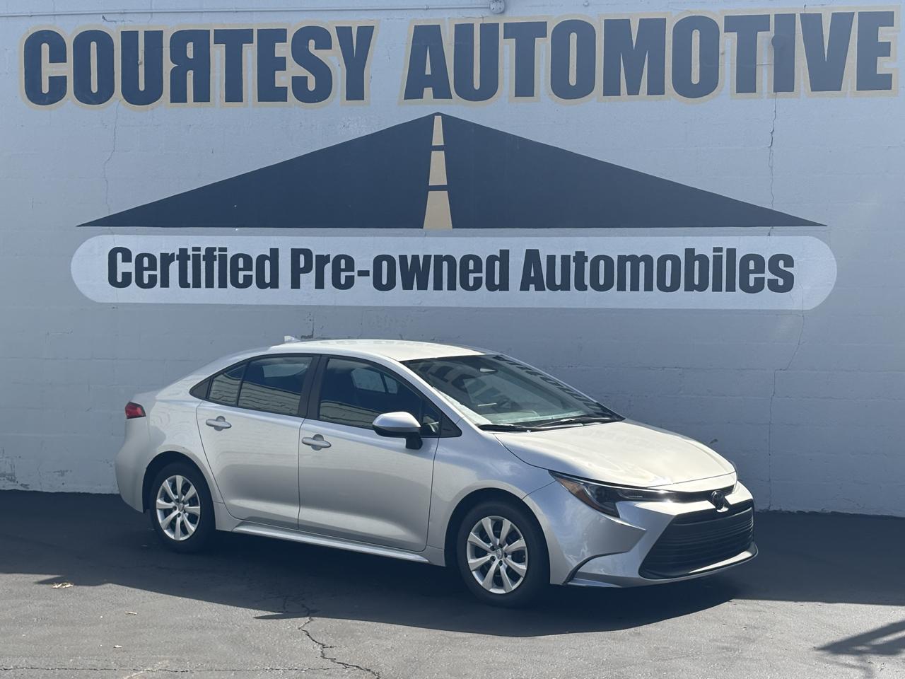 Toyota Corolla LE CVT (Natl) 2025