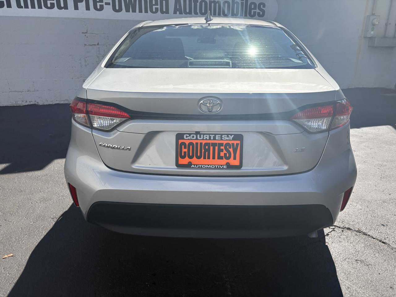 Toyota Corolla LE CVT (Natl) 2025