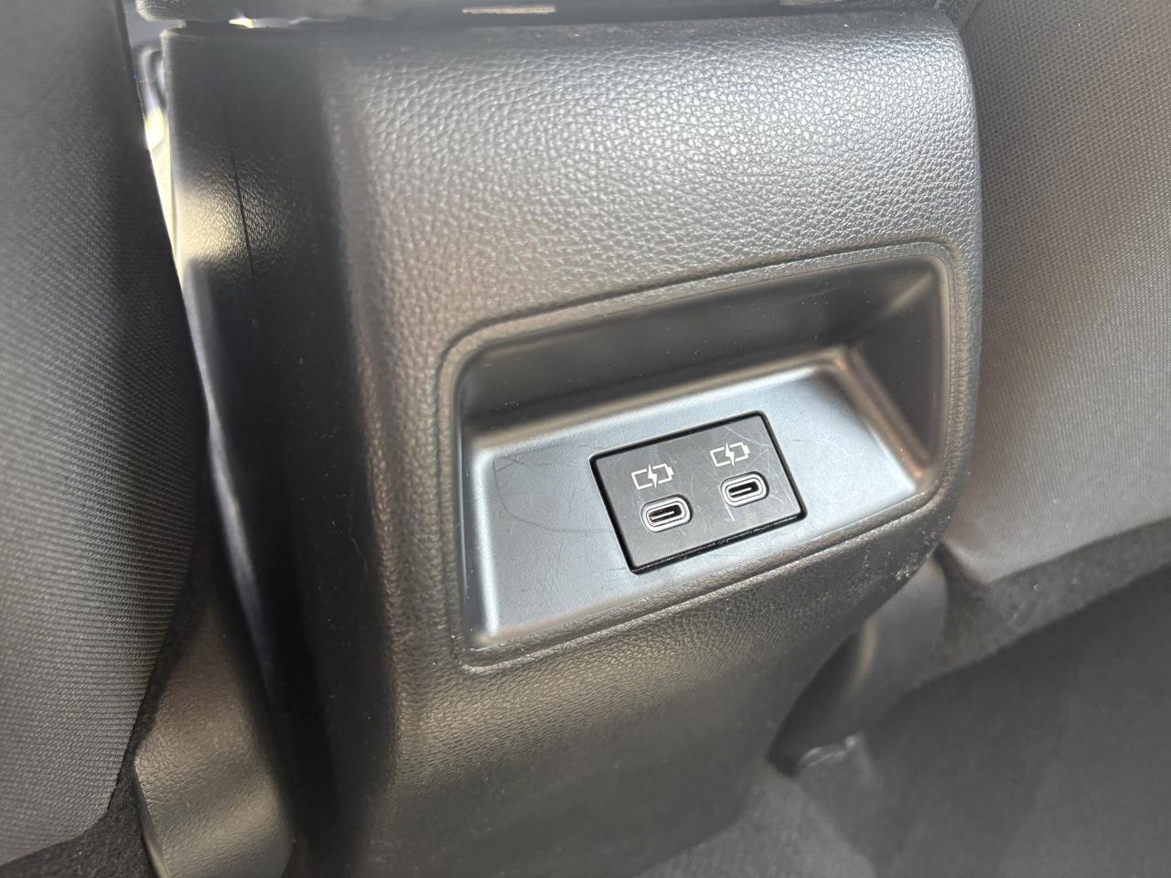 Toyota Corolla LE CVT (Natl) 2025