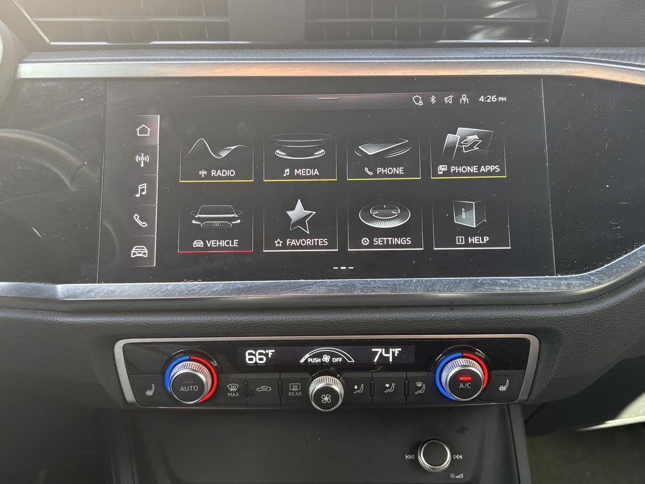 Audi Q3 S line Premium 45 TFSI quattro 2025
