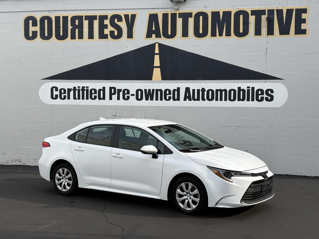 Toyota Corolla LE CVT (Natl) 2025